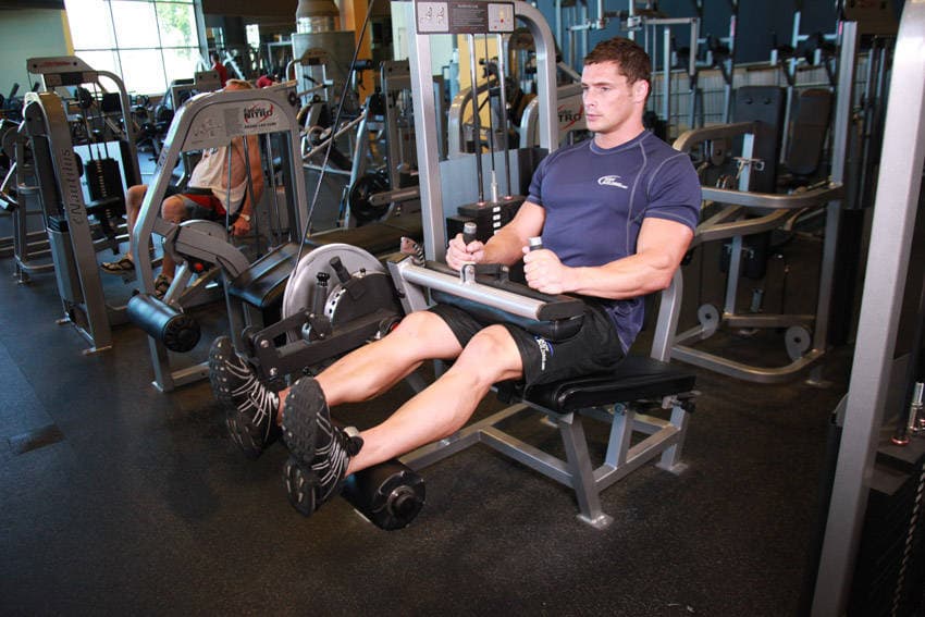 Curl femoral sentado, inicio