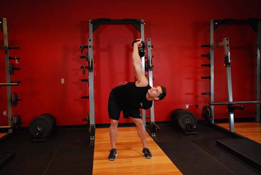 Molino con kettlebell avanzado, final