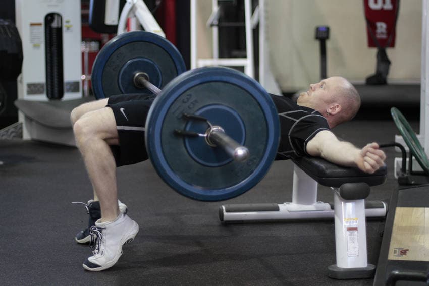 Hip thrust con barra, final