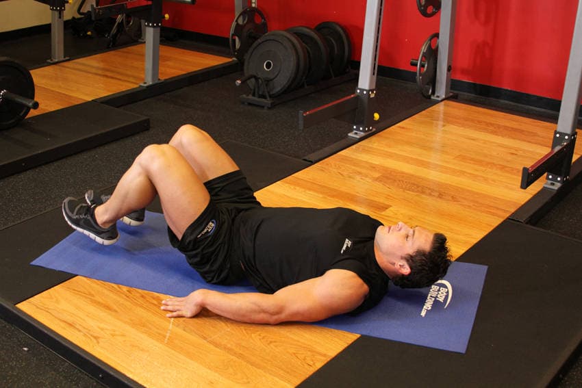 Elevación de cadera con rodillas flexionadas, inicio