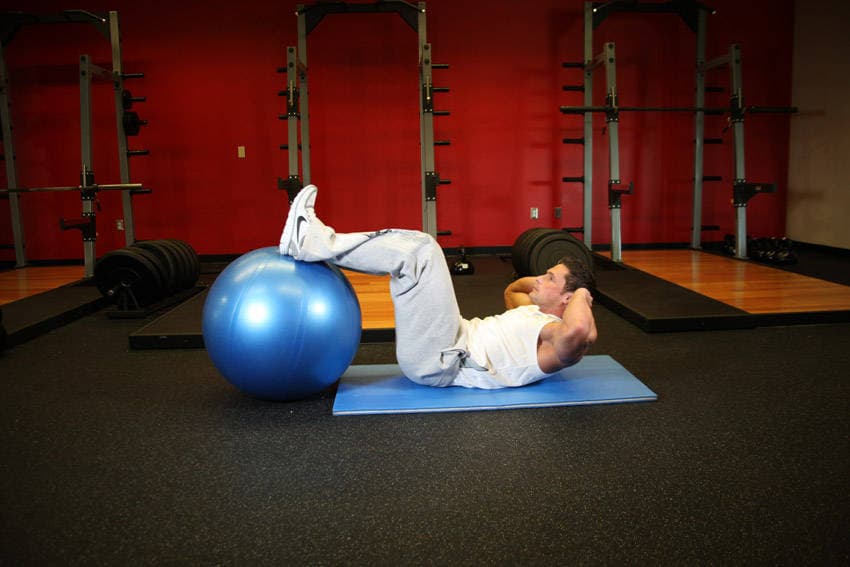 Crunch - Legs On Exercise Ball, end