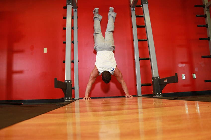 Handstand Push-Ups, start