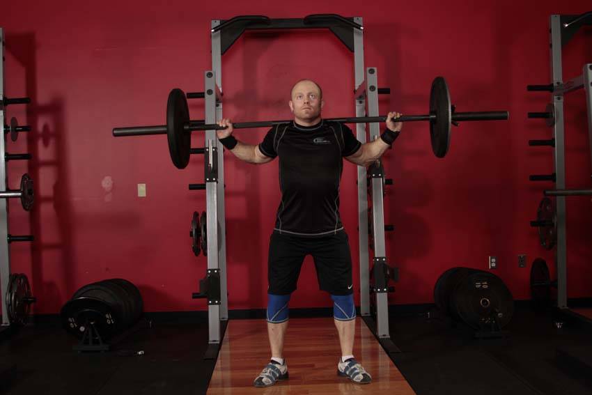Snatch balance con impulso, inicio