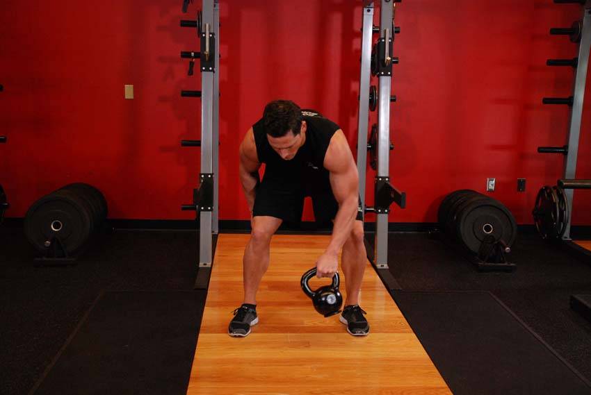 Ocho con kettlebell, final