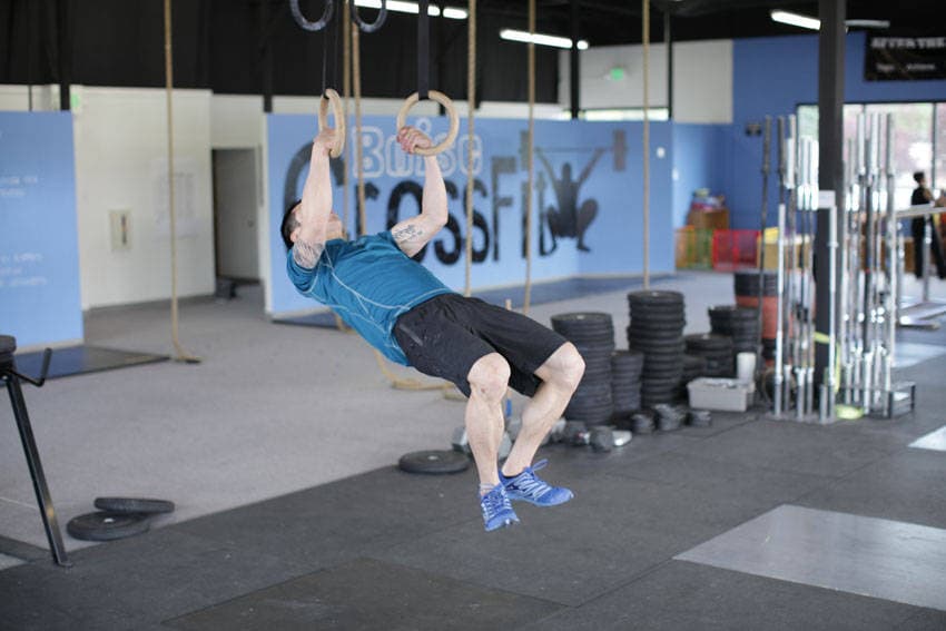 Muscle up con kipping, final