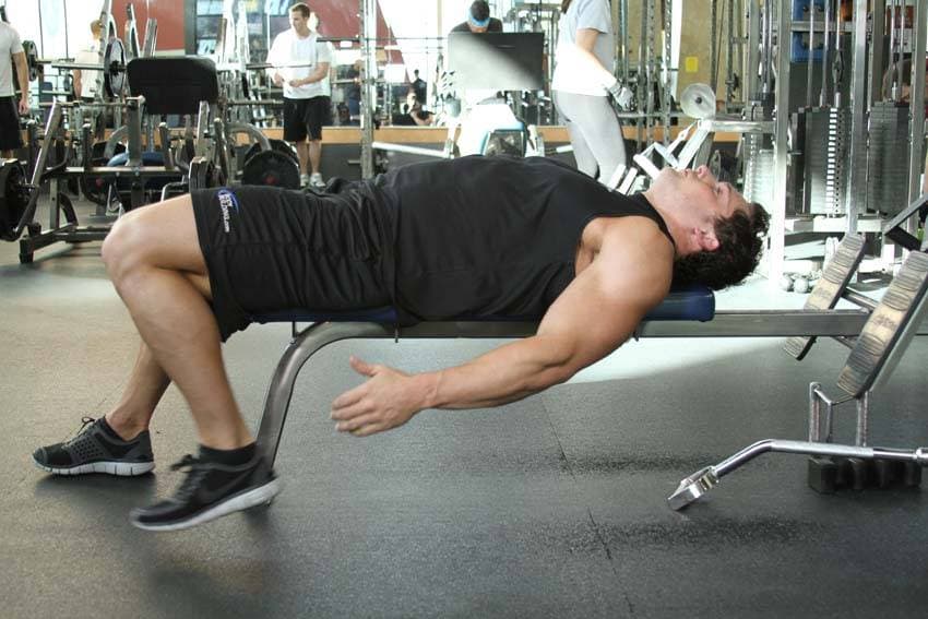 Estiramiento de cuádriceps boca arriba, inicio