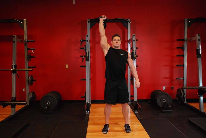 Press para a un brazo con kettlebell, final