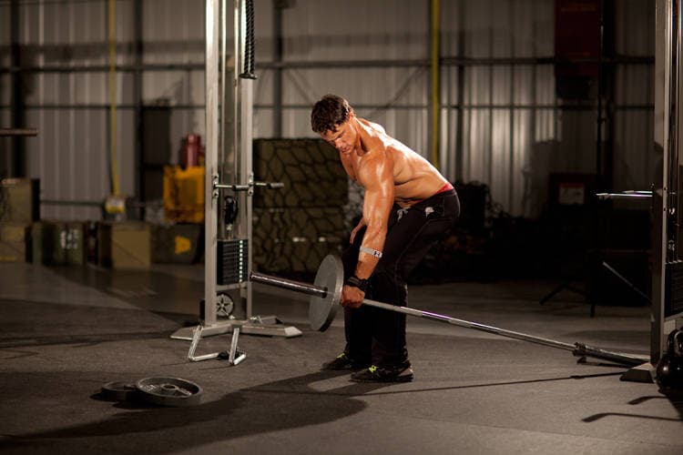 One-Arm Long Bar Row, start
