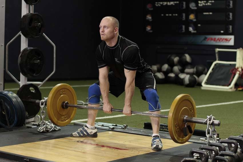 Sumo Deadlift with Chains, start