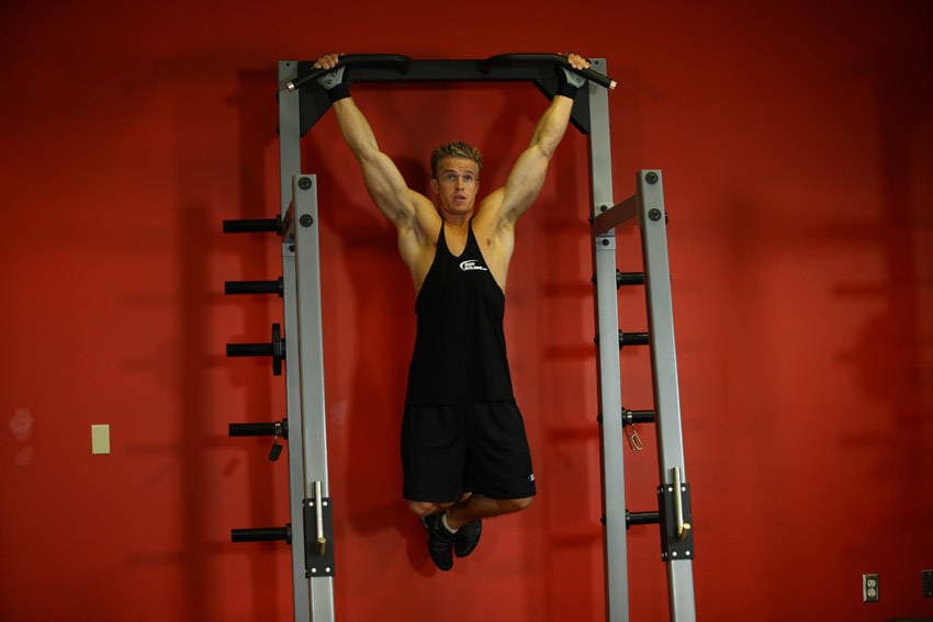 Wide-Grip Rear Pull-Up, end